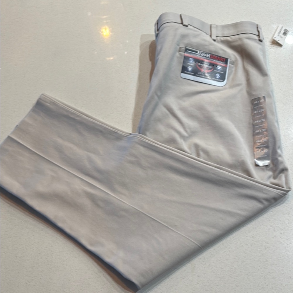 NWT Big Man TravelSMART Roundtree & York Men's Classic Flat Front Pant 44 x 30